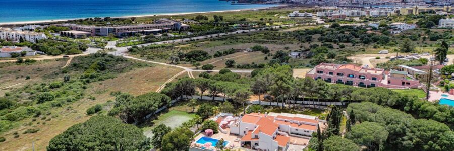 Waar is de B&B Meia Praia Lagos?